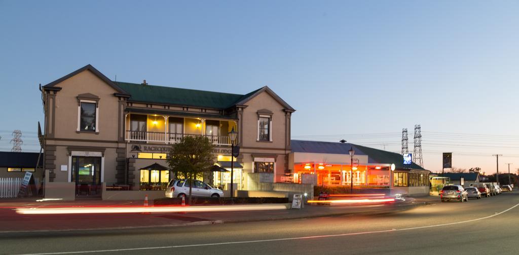Racecourse Hotel And Motor Lodge Крайстчърч Екстериор снимка