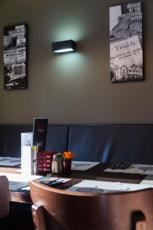Racecourse Hotel And Motor Lodge Крайстчърч Екстериор снимка